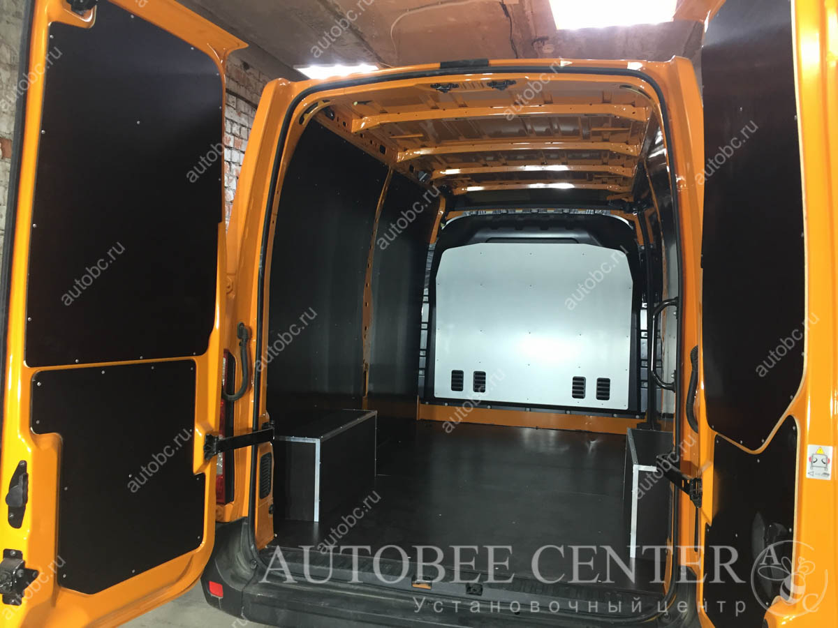Renault Master (обшивка ламинированной фанерой)