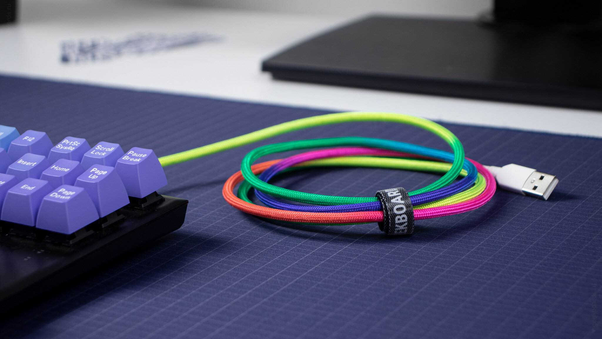 Кабель Geekboards &laquo;Rainbow Wave&raquo;