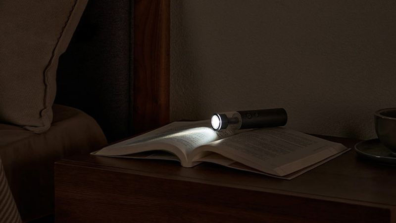 Фонарь Xiaomi Mijia Multi-function Portable Flashlight (MJSDQ002QW)