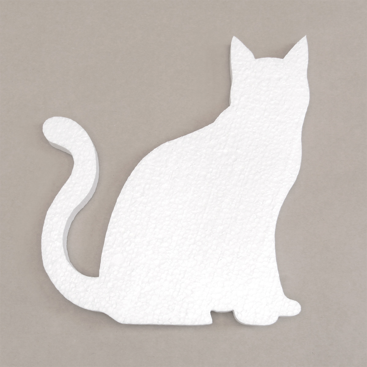 Котик из пенопласта