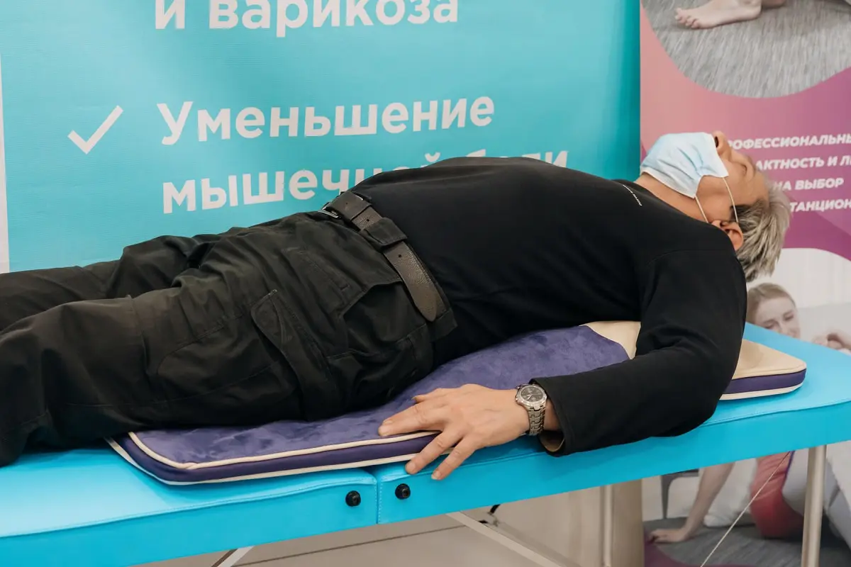 Массажный мат для растяжки спины Gapo Alance растяжка спины в домашних условиях
