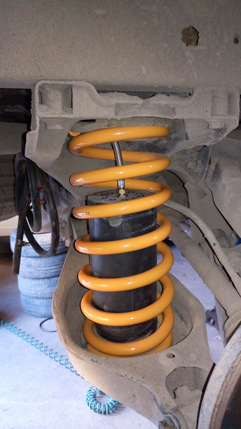 Пневмоповдеска_Nissan_Pathfinder_III___4_.jpg