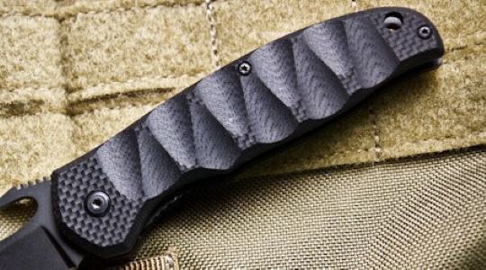 G10