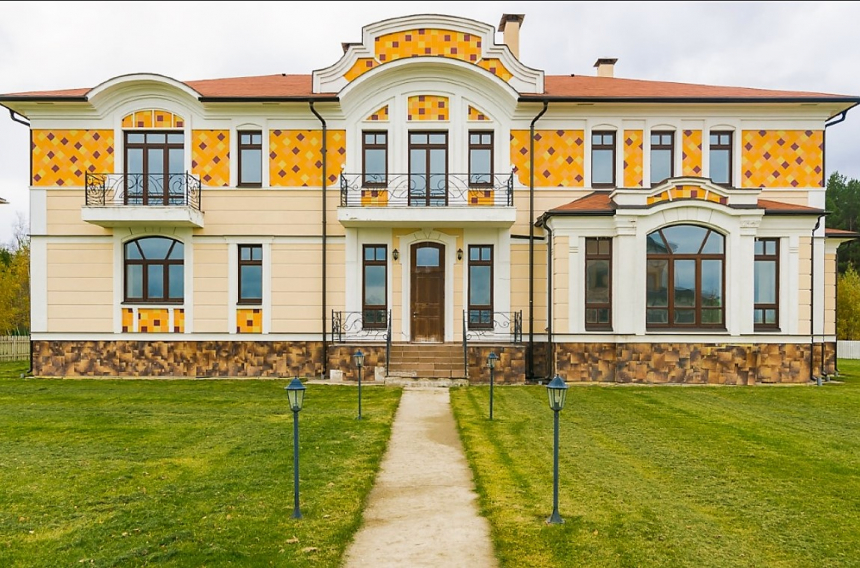 Частный дом фасад.