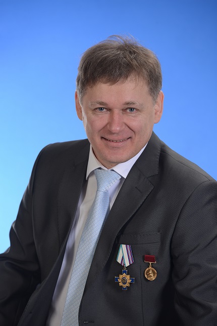 Академик ВМАИТ Конин К.А о стуле для школьника