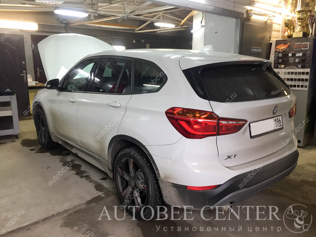 BMW X1 (разнесенный радар детектор Неолайн S300)