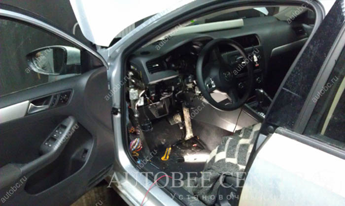 install-alarmsystem_VW_Jetta_5.jpg