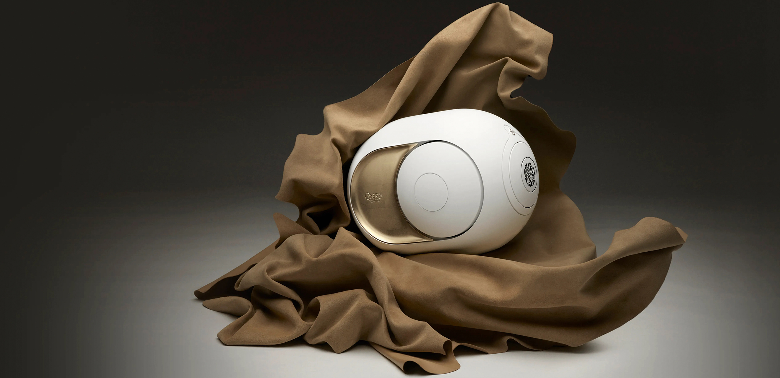 Devialet Phantom I_0_opera_de_paris Devialet Phantom I_0_opera_de_paris.png