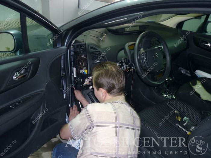 install-alarmsystem_C4_004.jpg