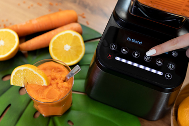 Сок в блендере Blendtec Designer Блендер для детского питания
