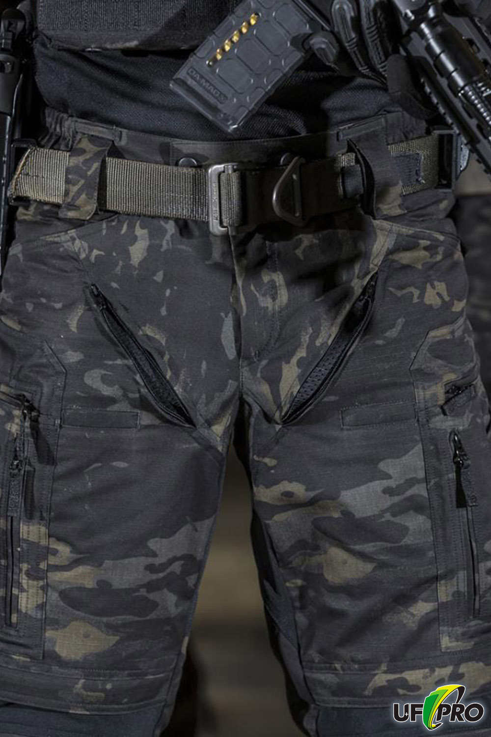 Боевой комплект униформы UF PRO в расцветке MultiCam Black