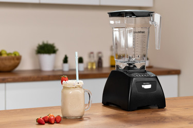 Протеиновый коктейль в блендере Blendtec