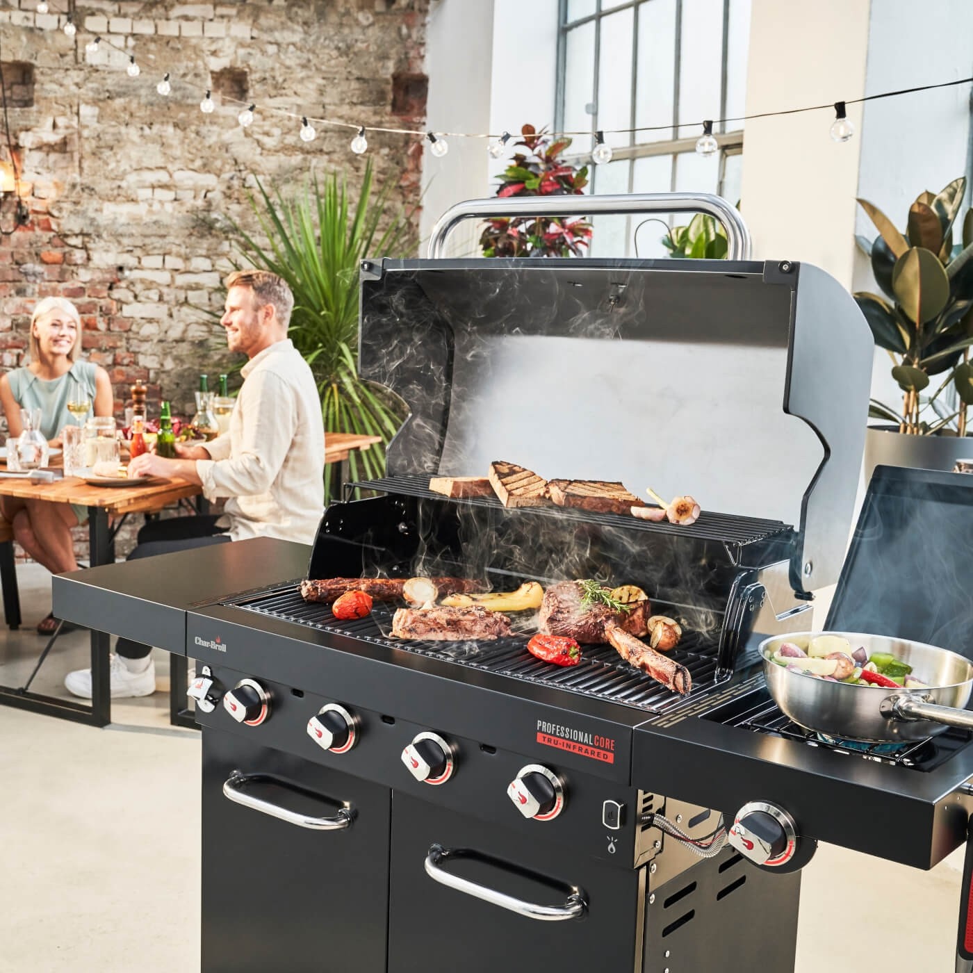 Char-Broil Professional Core 4B.jpg