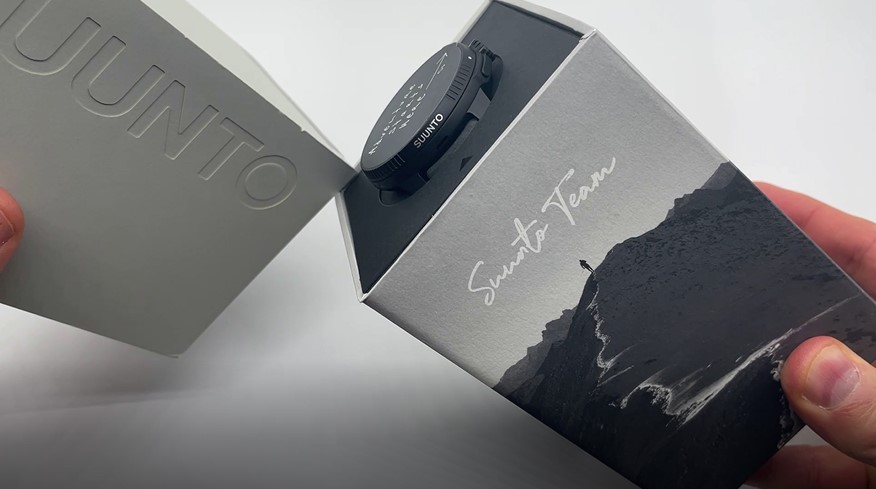 Suunto-Race-Obzor-5.jpg