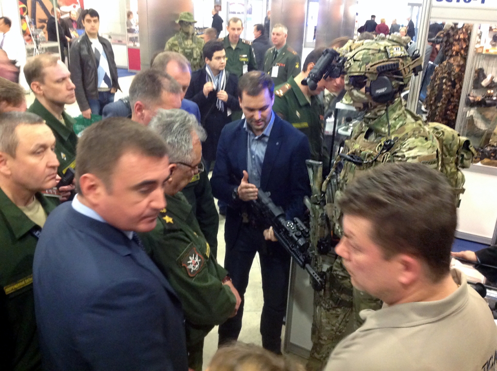 ALLMULTICAM. Фото с руководством МО РФ Interpolitex 2013