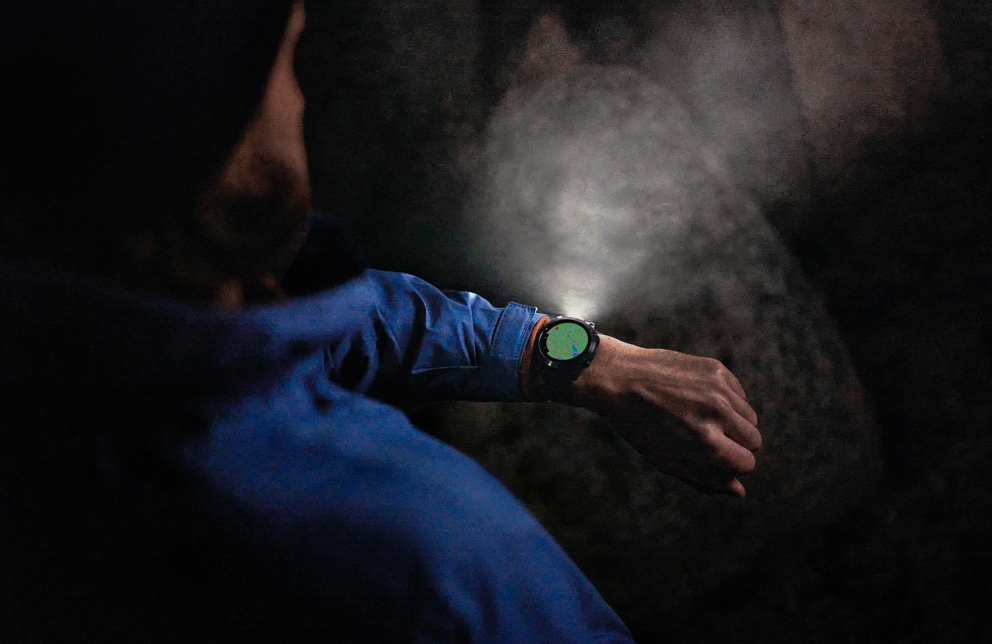 Garmin fēnix 7 Pro — встроенный LED-фонарик