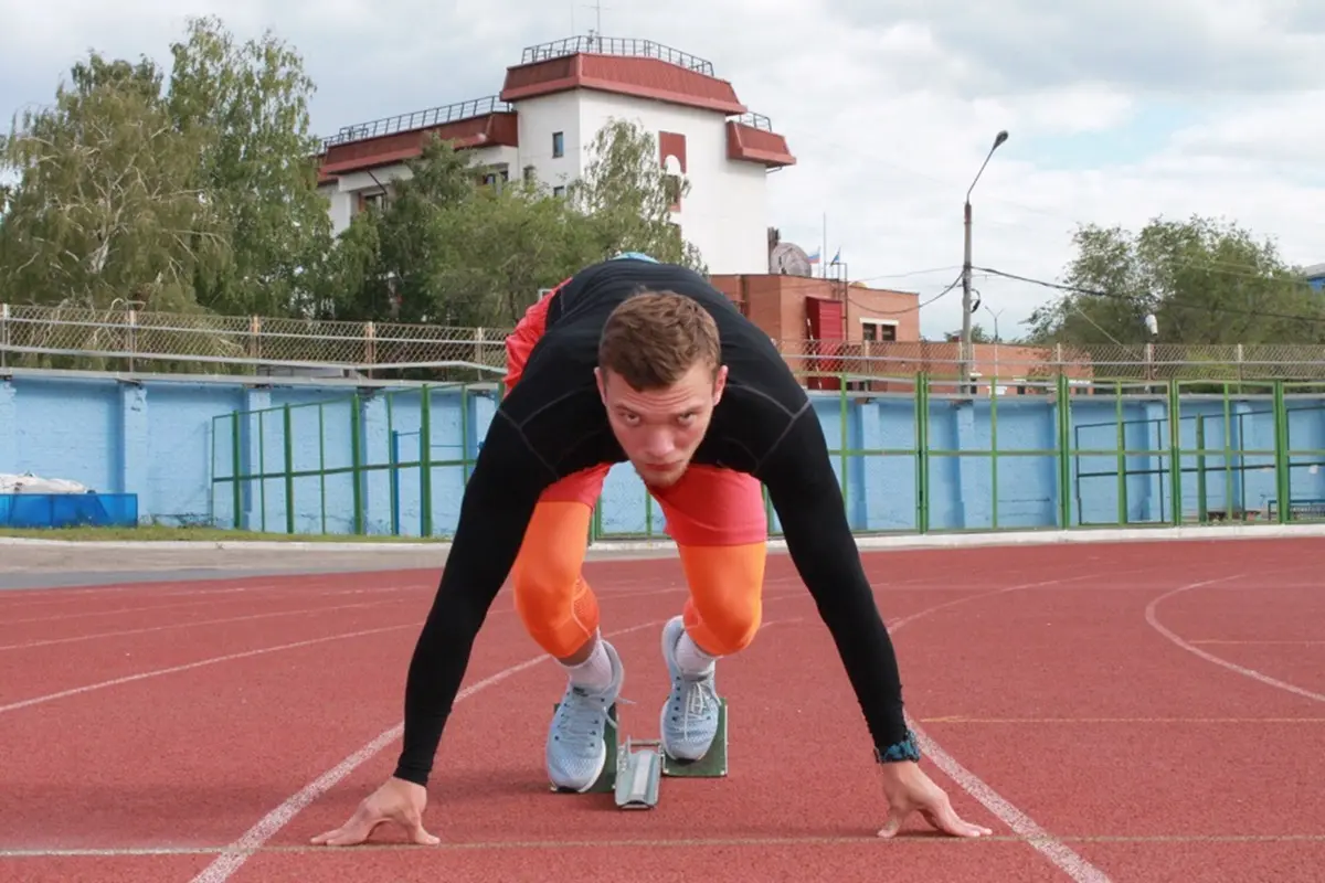 Александр Буяновский
