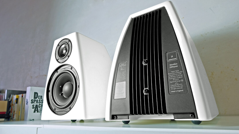 Полочная активная акустика Meridian DSP3200
