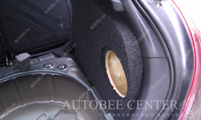 sub_peugeot_308_5.jpg