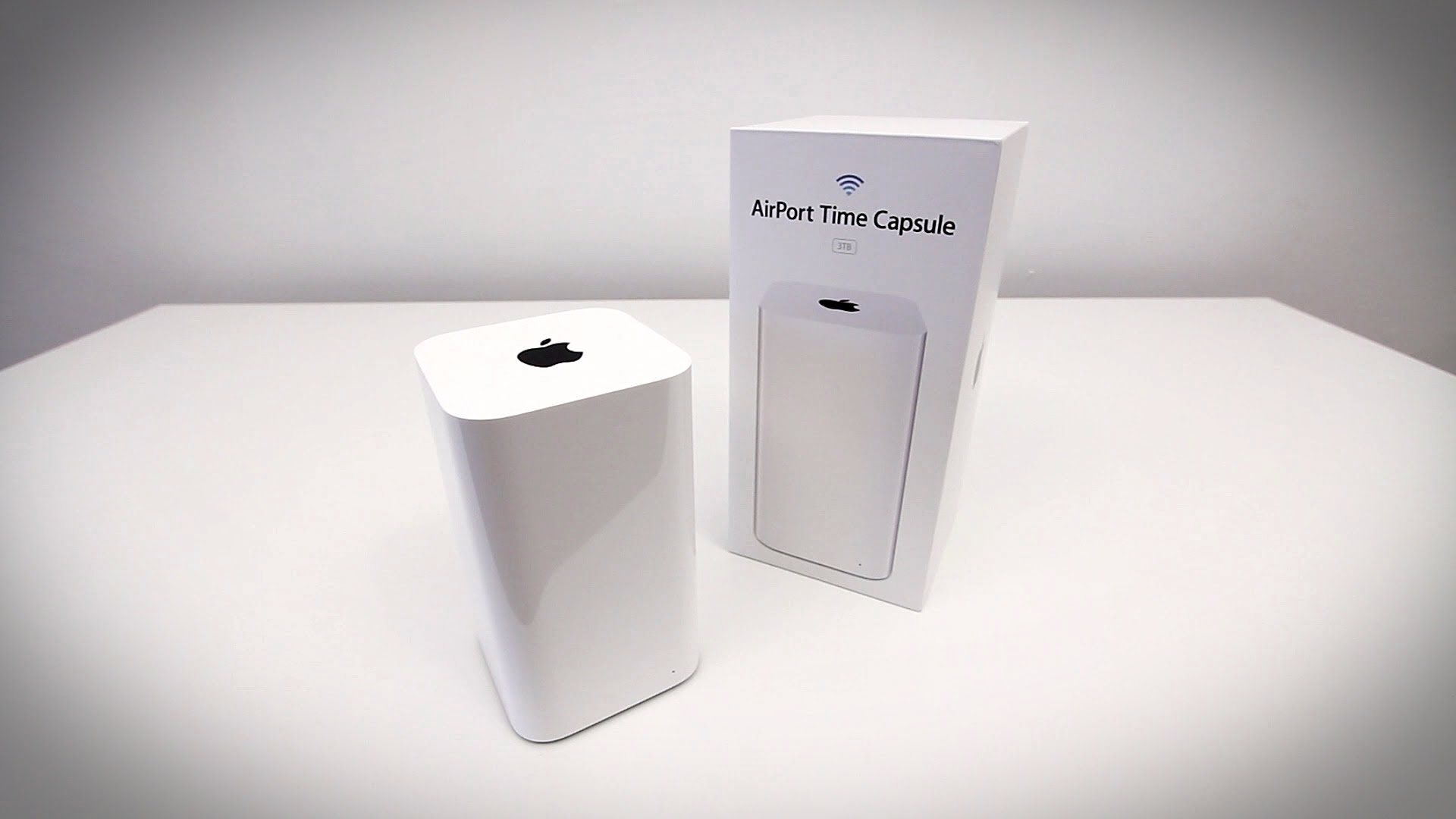 Apple AirPort Time Capsule - Высокоскоростная базовая Wi-Fi станция с накопителем