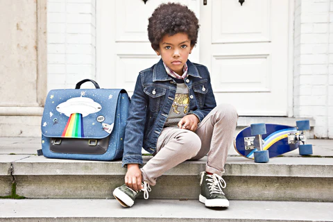 Space_Rainbow_itbag_midi_large.webp