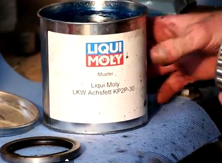 Осевая смазка Liqui Moly Осевая смазка Liqui Moly для тормозной системы