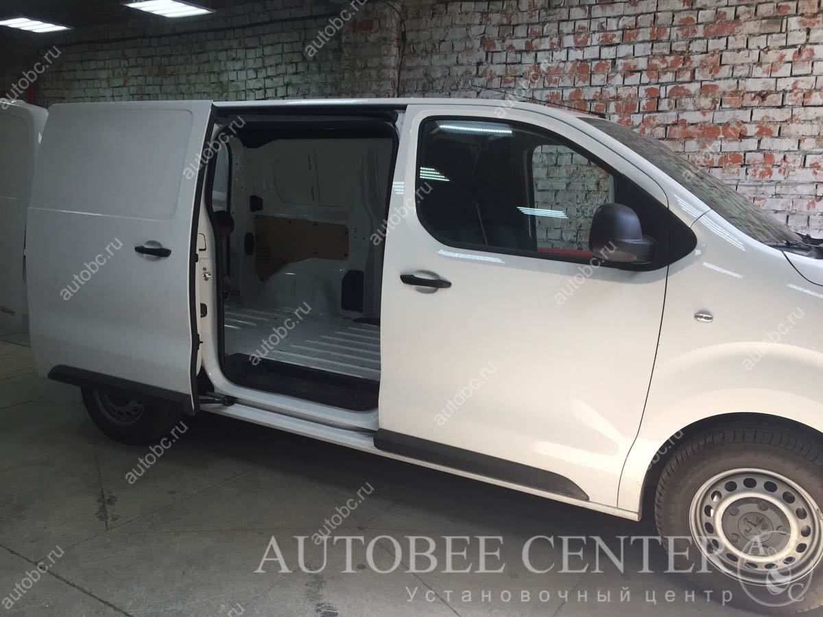 Peugeot Expert (Обшивка пола с утеплением Екатеринбург)
