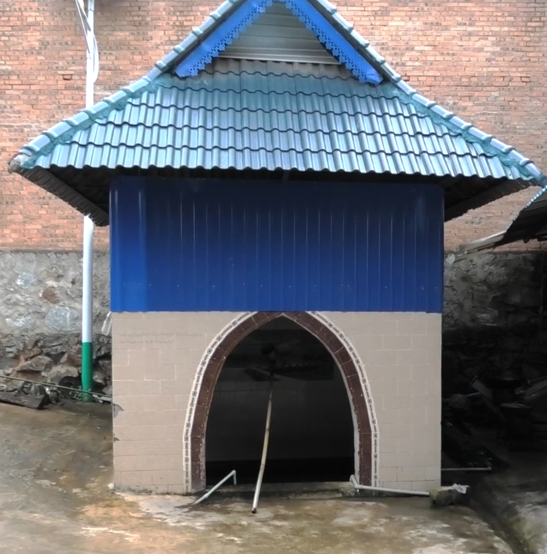 Древний колодец
