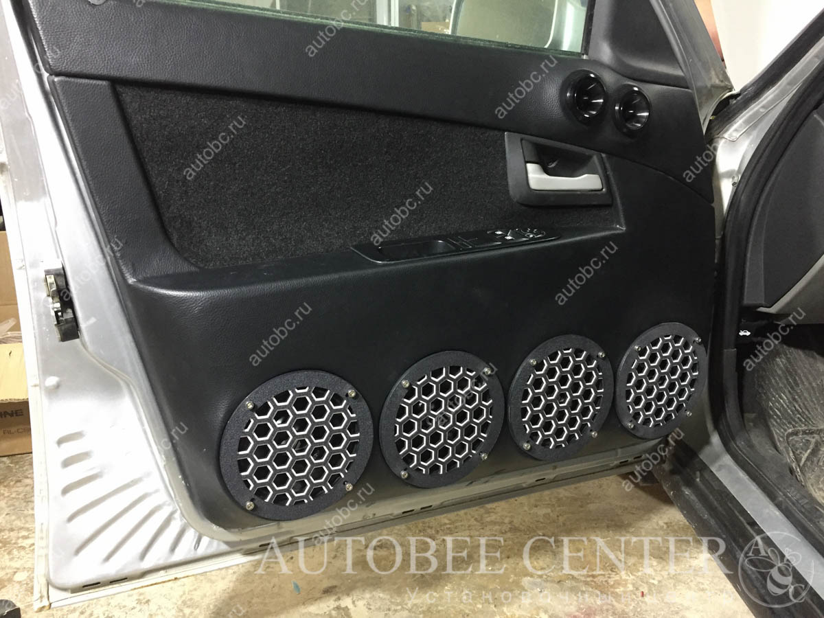 Lada Priora (громкие подиумы DDaudio)