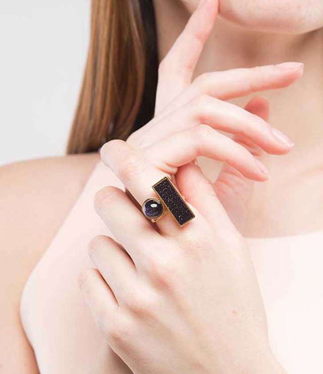 Кольцо Rectangular&Pearl от Sabrina Dehoff Кольцо Rectangular&Pearl от Sabrina Dehoff