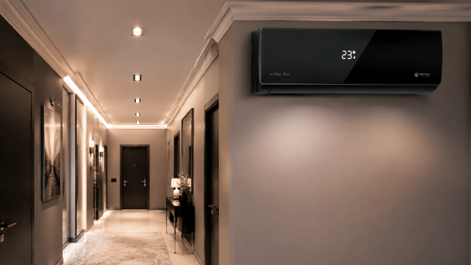 Мульти сплит-система Royal Clima ATTICA NERO висит на стене Мульти сплит-система Royal Clima ATTICA NERO висит на стене