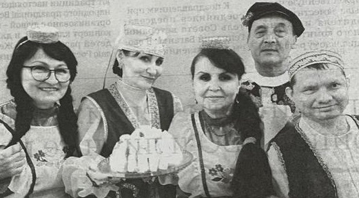 Танцуют все!