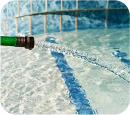 blog-pool-water-top-up.webp