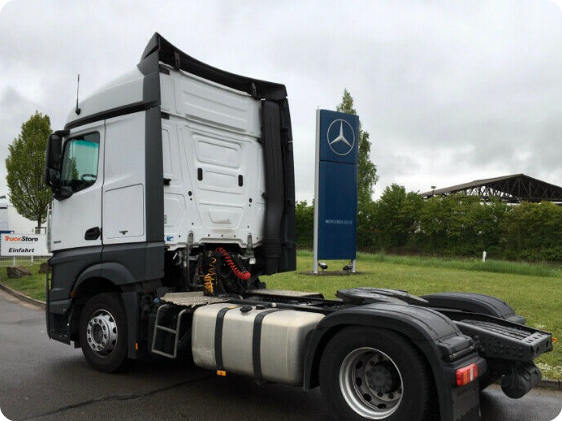 Mercedes-Benz AXOR 1843-EPS 3 фото сбоку 