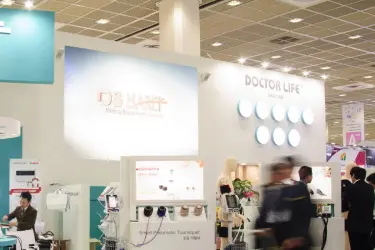 Выставка медицинского оборудования DS Maref (Doctor Life) из Южной Кореи Представление медицинского оборудования Doctor Life на выставке