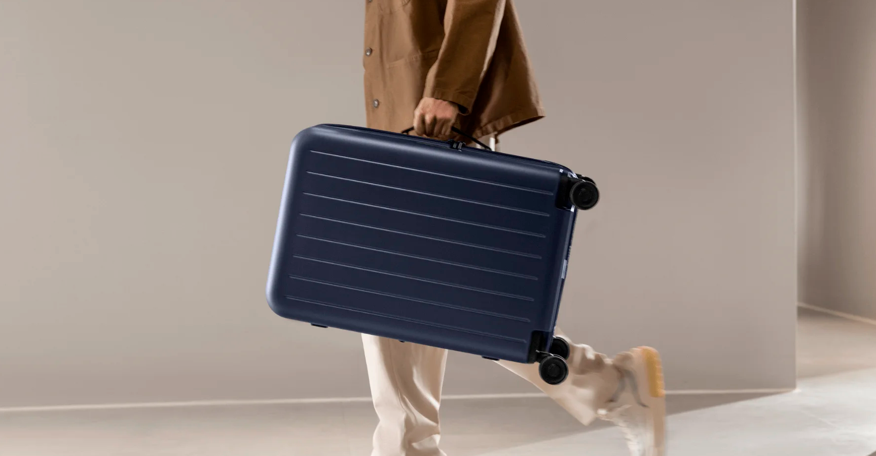 Чемодан Xiaomi Expandable Luggage 20" (XMKRLXXRM)