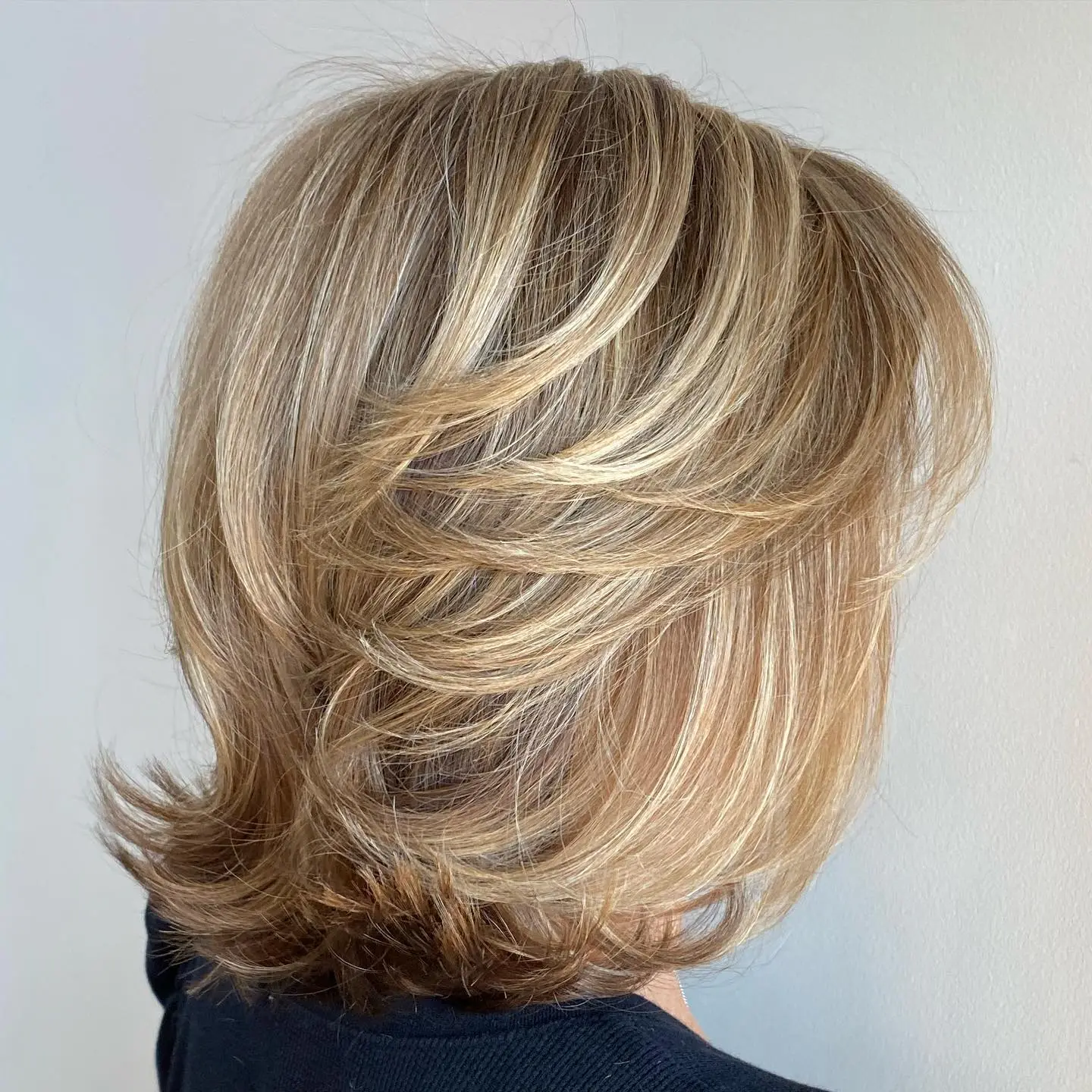 5-50-plus-medium-hairstyle-with-flipped-up-ends 5-50-plus-medium-hairstyle-with-flipped-up-ends.webp