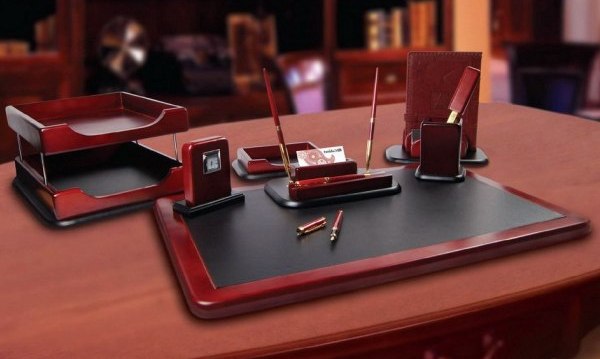 Настольный набор для руководителя Настольный набор для руководителя