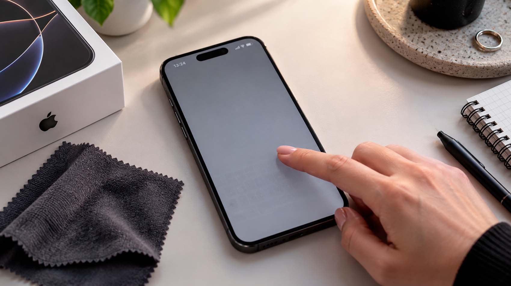 Сравнение экранов iPhone 11 и Samsung Galaxy S20 Сравнение экранов iPhone 11 и Samsung Galaxy S20