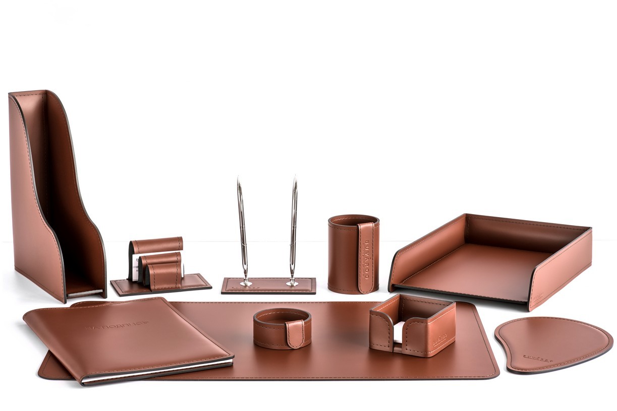 e10_chestnut_desk_set_76 e10_chestnut_desk_set_76.jpg