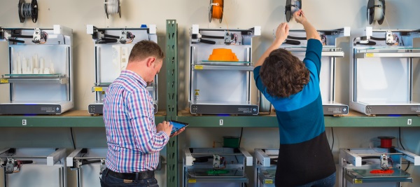 type-a-machines-3d-printing-farm-7.jpg