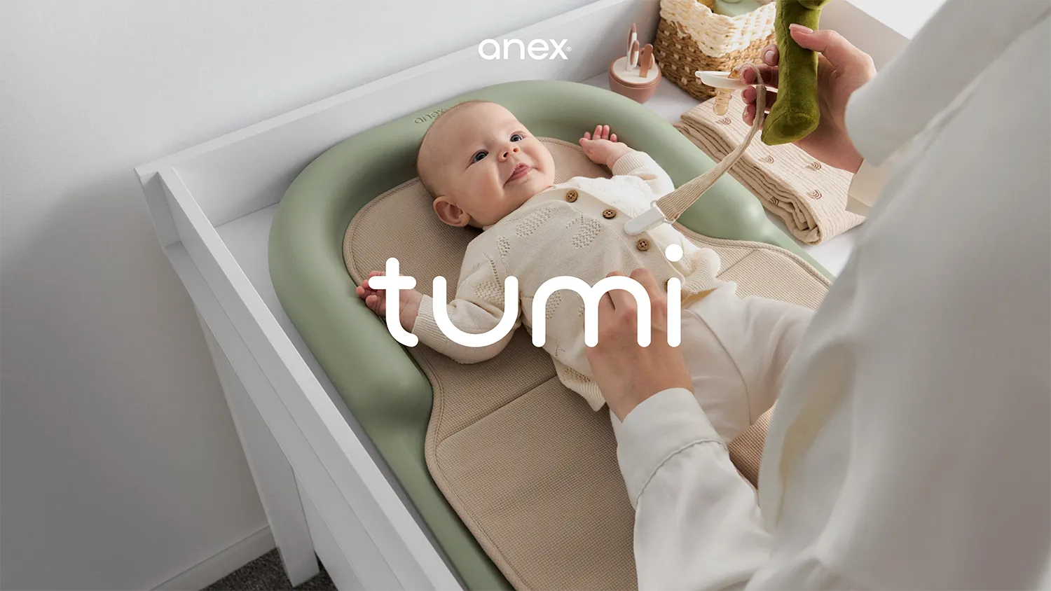 RU_Tumi_Pres-1.webp