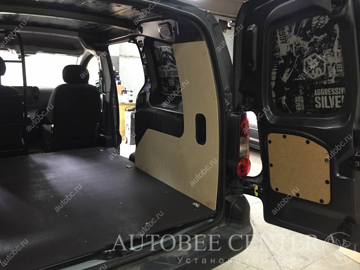 Citroen Berlingo (шумоизоляция и обшивка кузова)