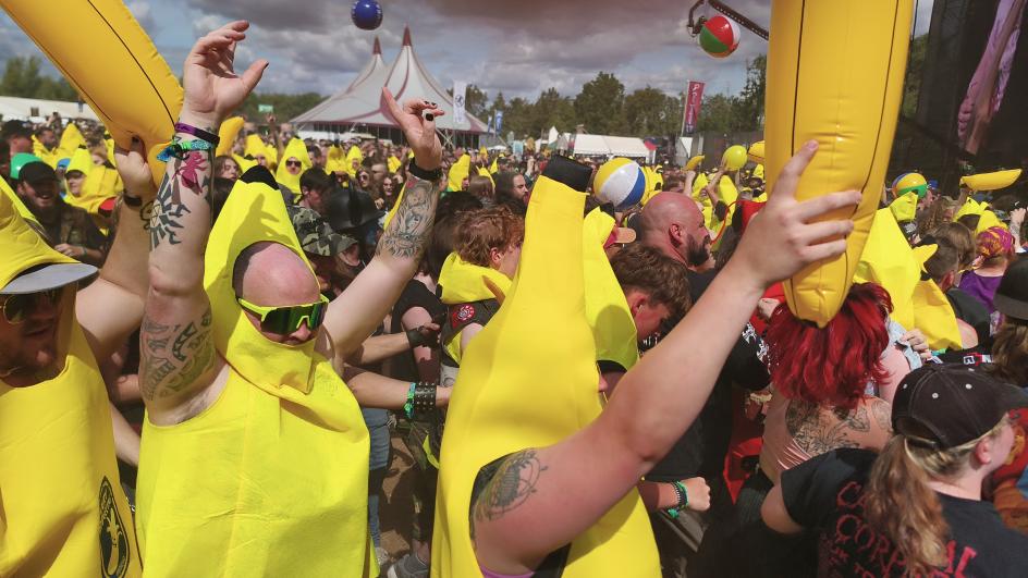 Photo: Tom May / www.creativeboom.com / https://www.creativeboom.com/inspiration/death-metal-band-party-cannon-always-get-discussed-at-design-conferences-but-meeting-them-was-a-whole-thing-entirely/