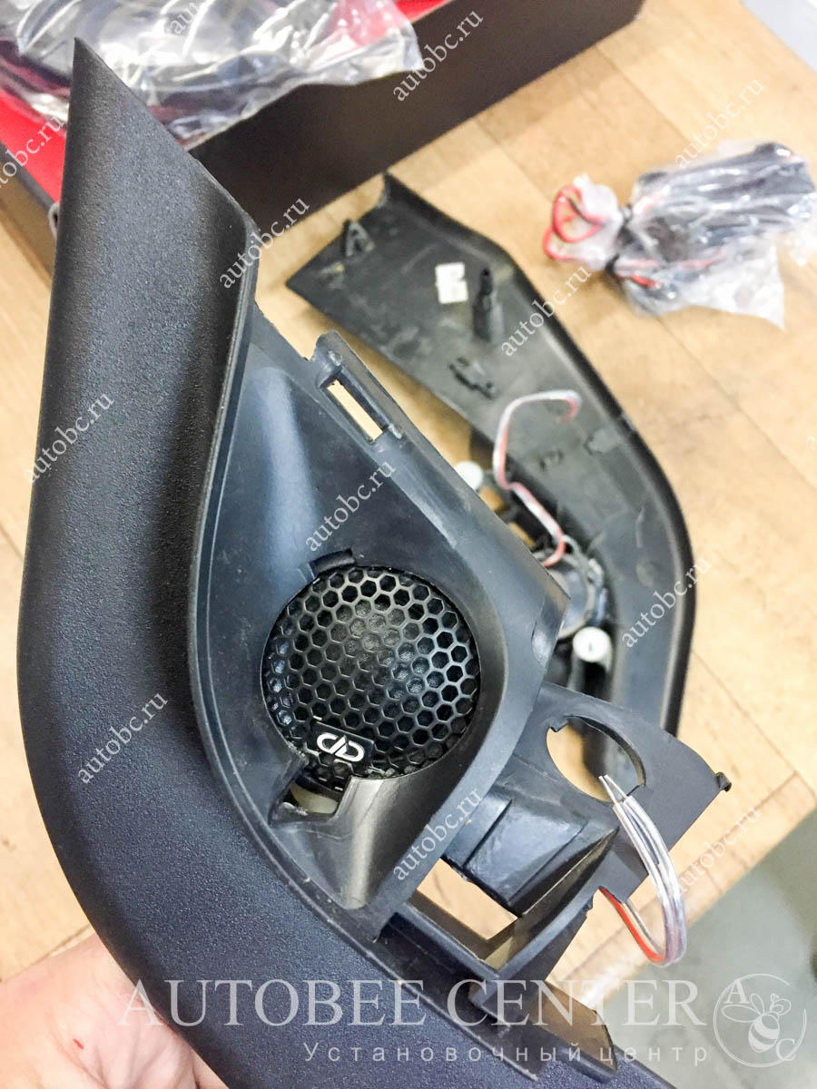 Ford Focus 2 (установка автоакустики DDaudio)