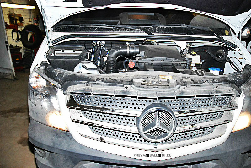 Mercedes Sprinter с пневматическим сигналом