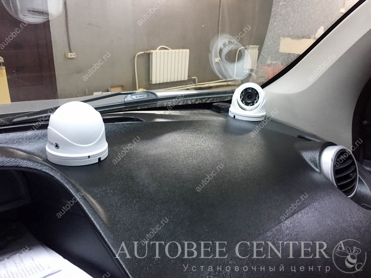 Renault Kangoo (установка видеонаблюдения)