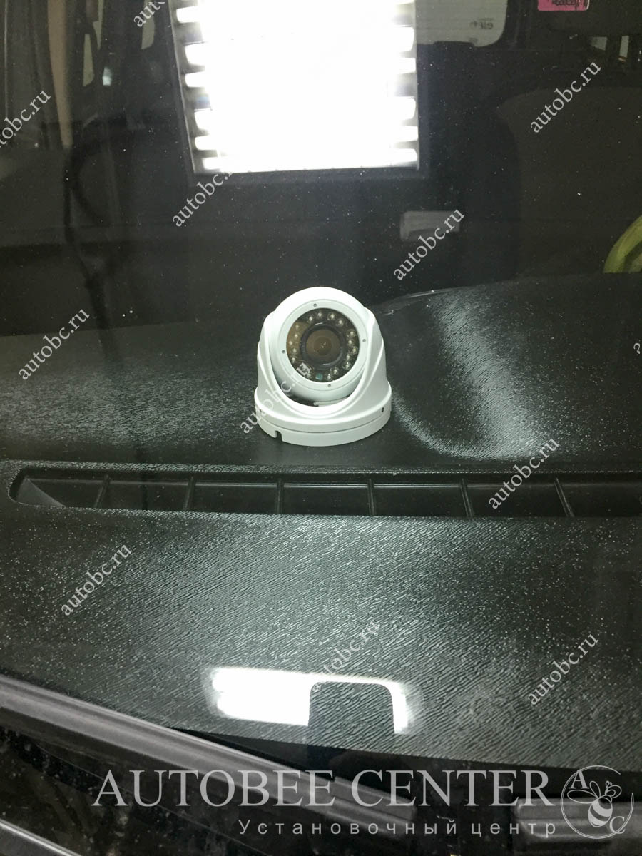 Renault Kangoo (установка видеонаблюдения)