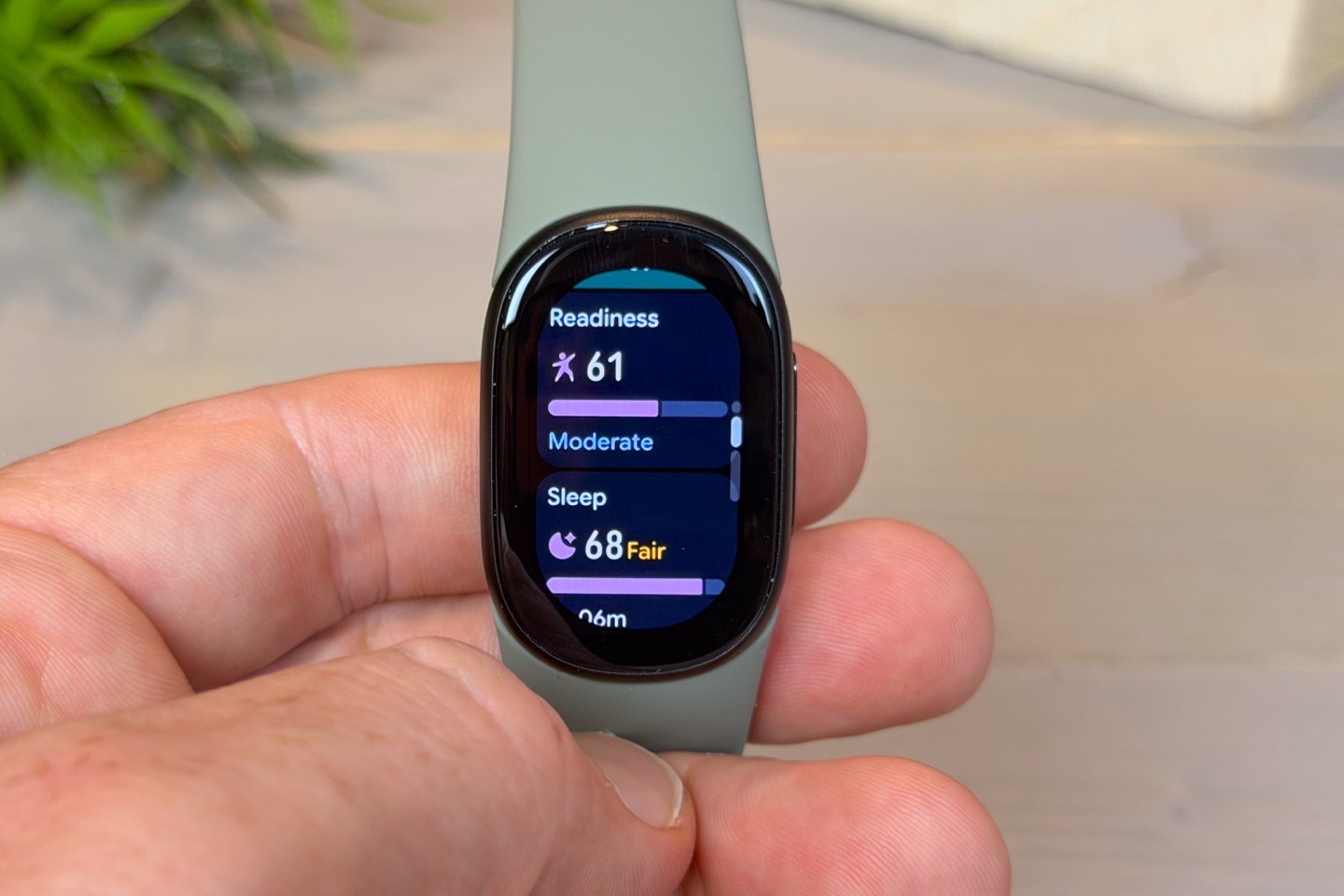 Оценка готовности и сна на экране Fitbit Edge Оценка готовности и сна на экране Fitbit Edge