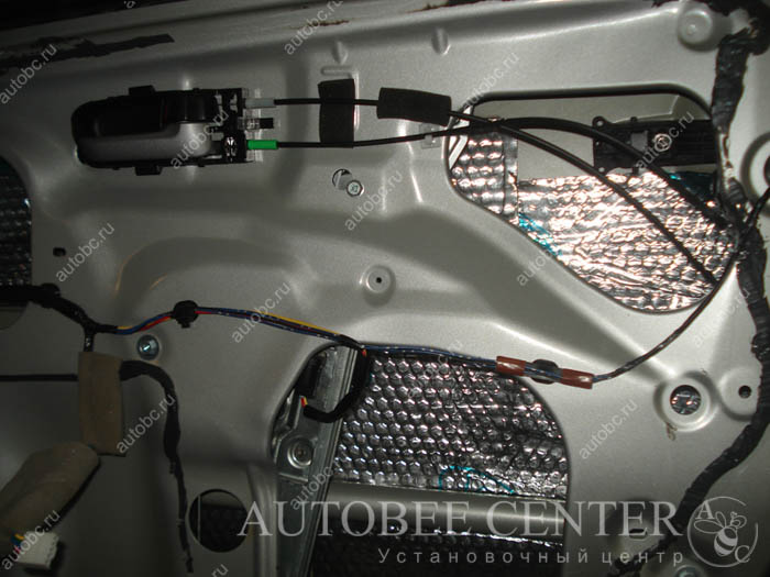 isolation-full_Suzuki_Grand_Vitara_002.jpg
